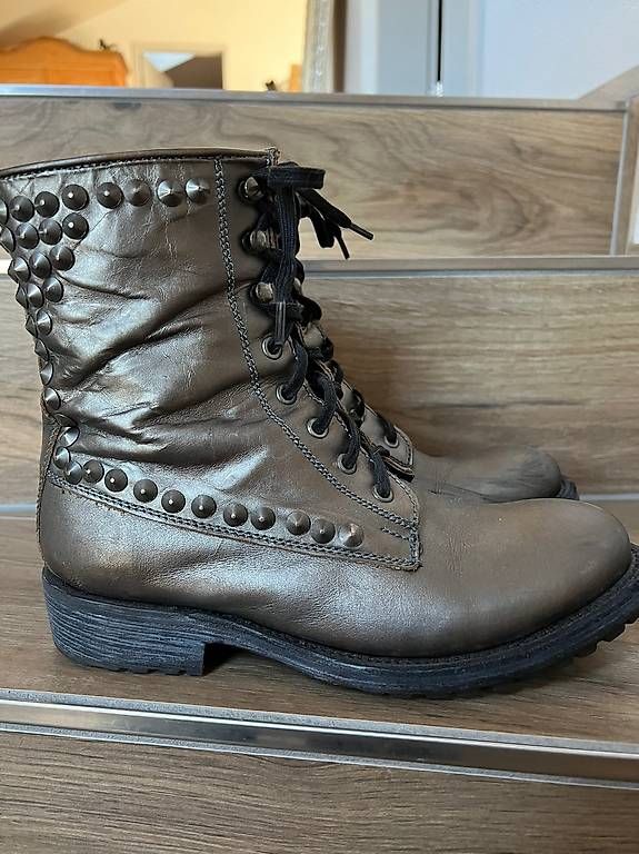 Scarpe da donna: Boots bronze – Usato da Schnottwil venduto da pacha08