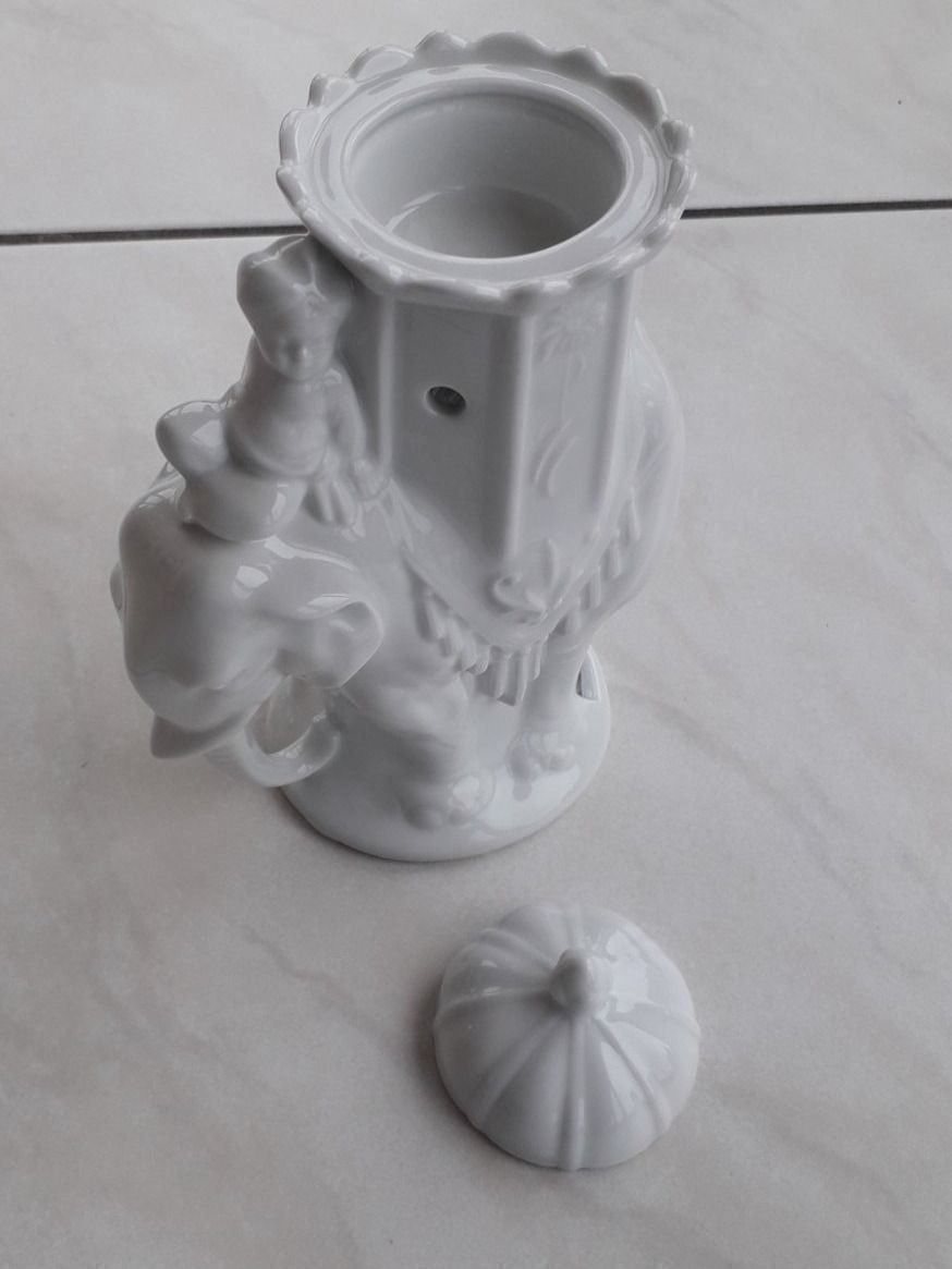 Lindner Statuette: Lindner Porzellan Duftelefant – Nuovo e nell'imballaggio originale da Winistorf venduto da acreativ 1