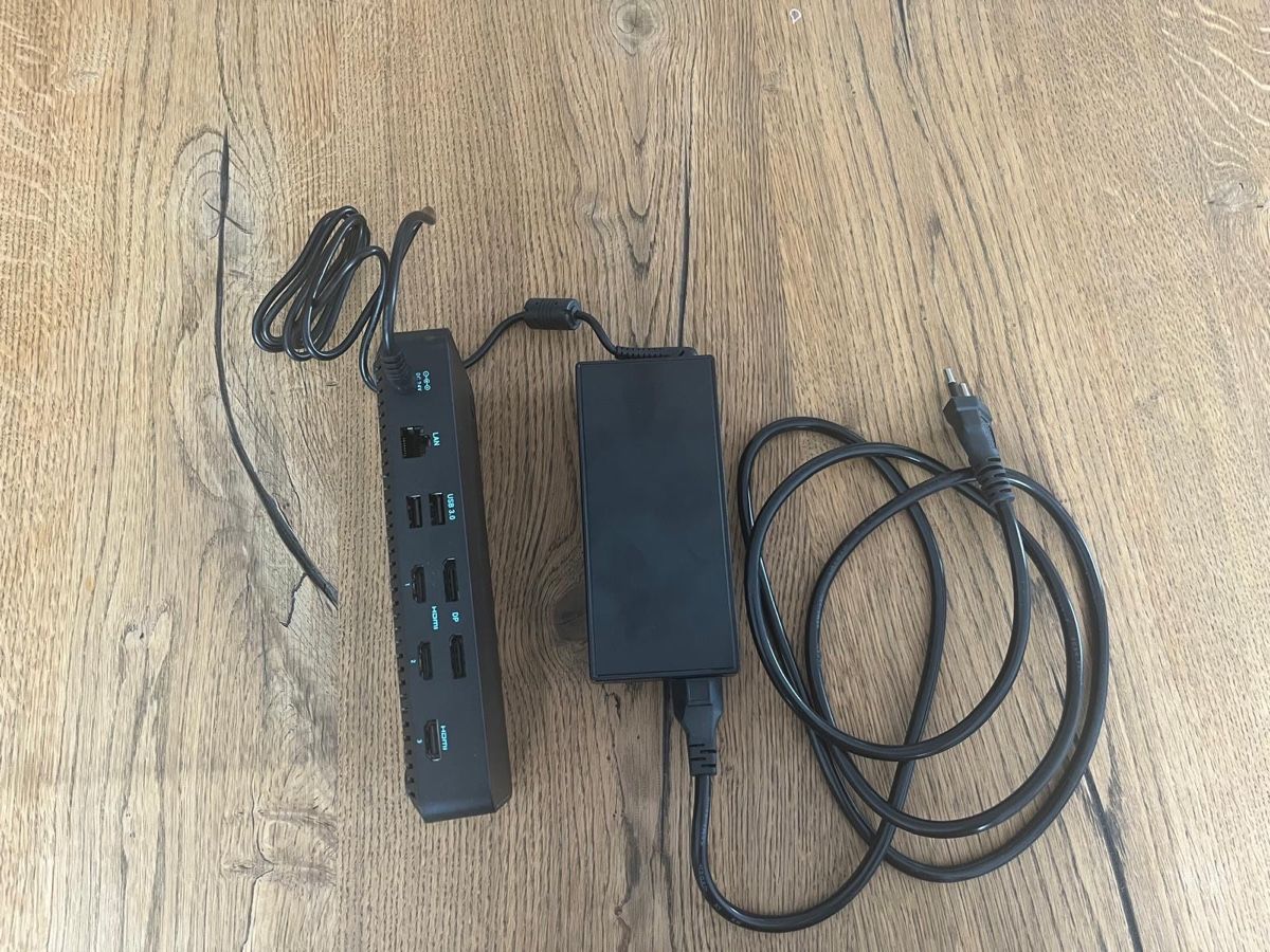 Lettore multimediale & Streamer: i-tec Triple 4K USB-C Dockingstation für Android, ChromeOS, – Usato da Hünibach venduto da Falken83 1