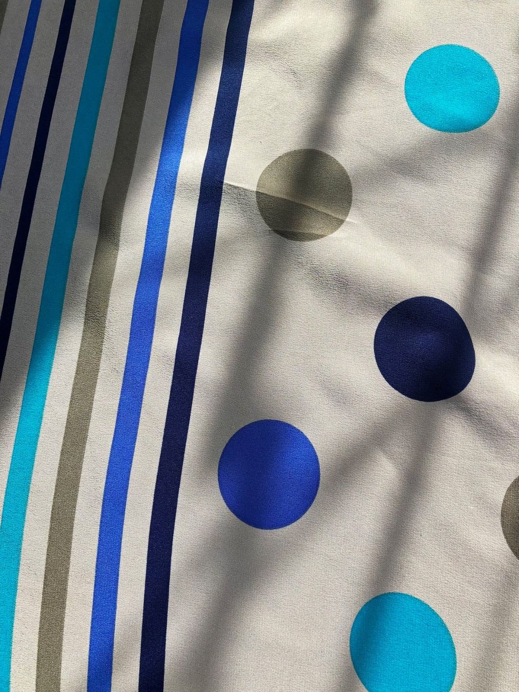 Foulards, Tücher & Schals: Seidenfoulard SEVINI – Gebraucht aus Winterthur von Barunggeli 1