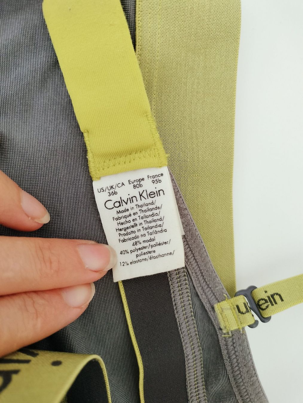Calvin Klein Altra biancheria intima: Calvin Klein Damen Nachtwäsche Set grau – Usato da Schwyz venduto da els_7cys 3