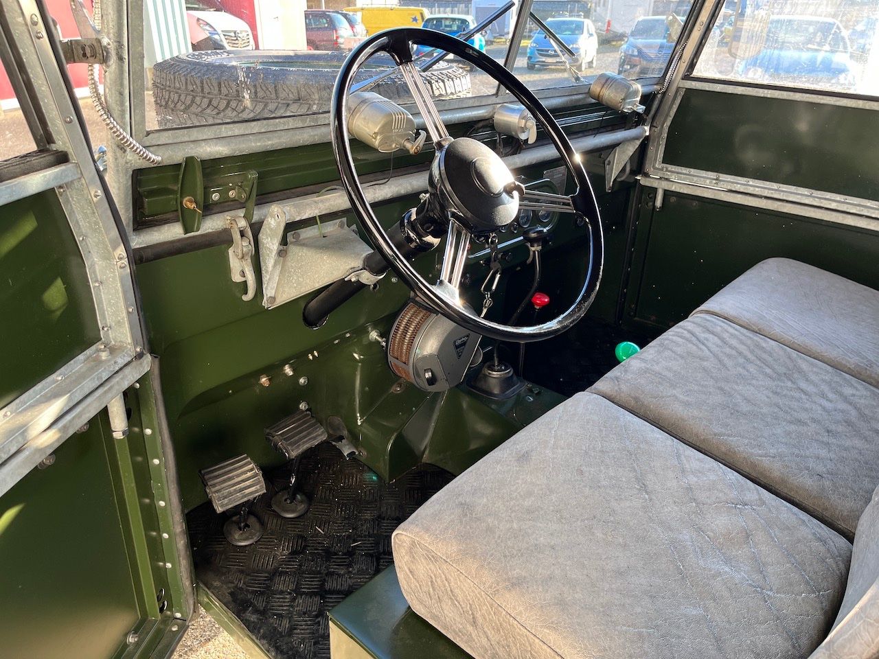 Land Rover Automobili: Land Rover 80 Serie 1 – Usato da Sirnach venduto da MaechlerAutomobile 6