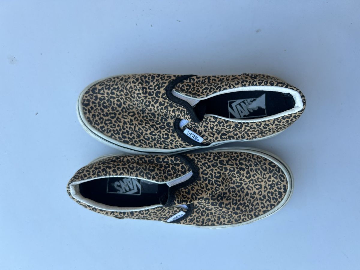 Vans Herrenschuhe: Vans Slip on Sneaker Gr. 33 – Gebraucht aus Heiligkreuz (Mels) von fodo 1