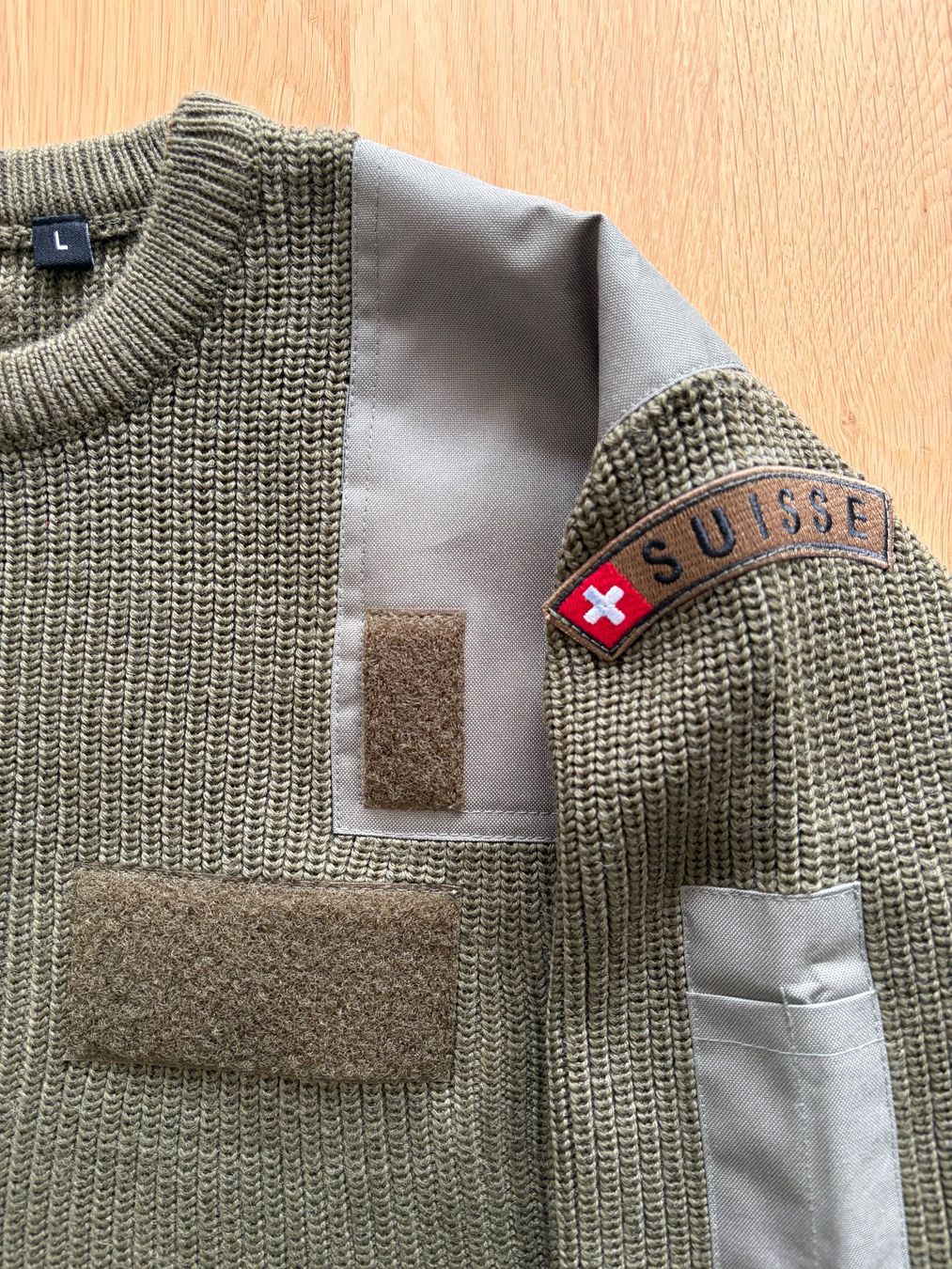 Armée suisse Uniformes: Instruktor Pullover Schweizer Armee L – Neuf (Voir description) à Glarus par HowlinWolf_ 1