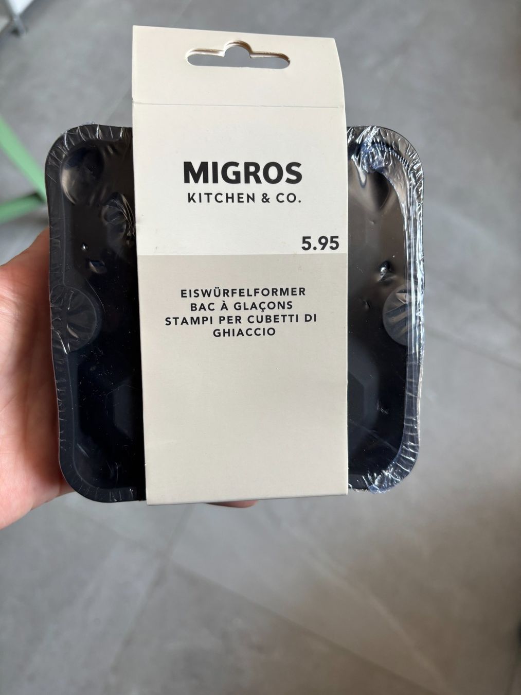 Teglie da forno: Apéritif bac à glaçons silicone forme diamant neuf – Nuovo (secondo la descrizione) da Salvenach venduto da gwenwywar
