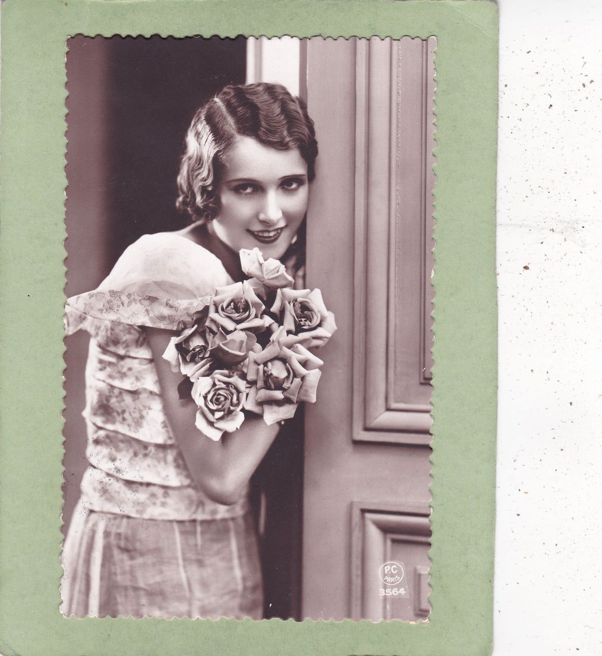 Cartoline postali: Kitsch Frau mit Blumen 1932 – Usato da Herisau venduto da Lisegrat2008