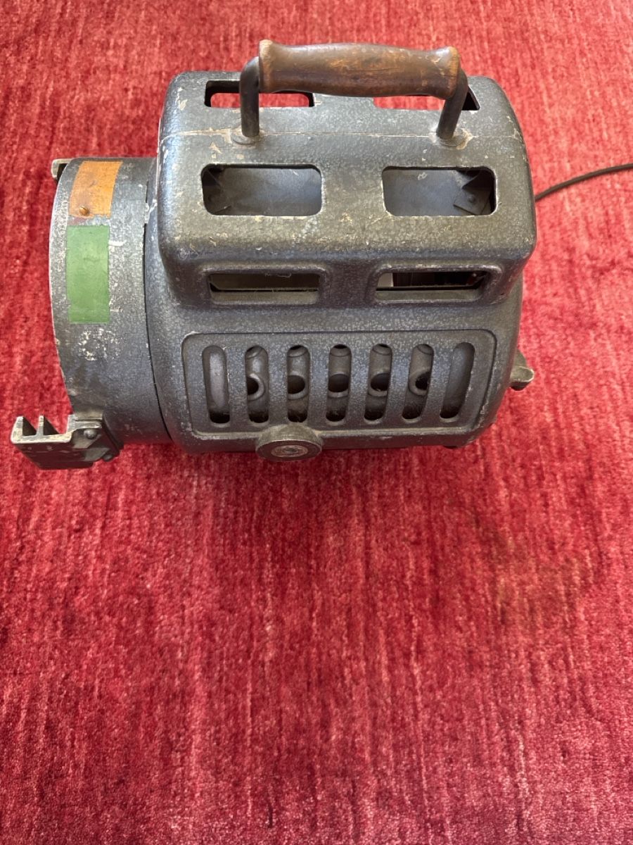 Arri Lampen: ARRI-Filmscheinwerfer – Gebraucht aus Zürich von Reber_626 1