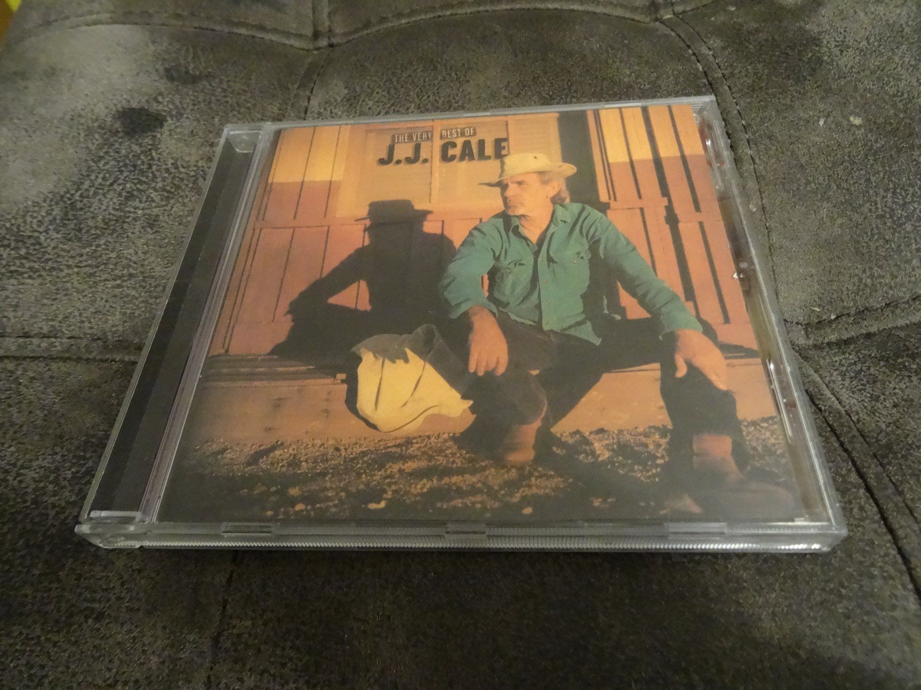 CDs: J.J. Cale - The very best of CD – Gebraucht aus Olten von Disc-Ausverkauf