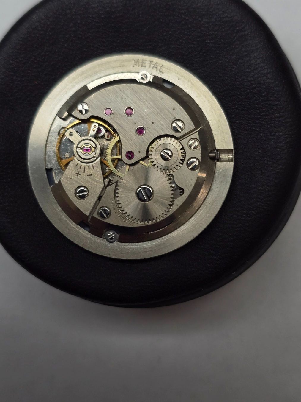 Orologi: Mouvement Peseux 7056 – Usato da Tramelan venduto da Nirdan 2