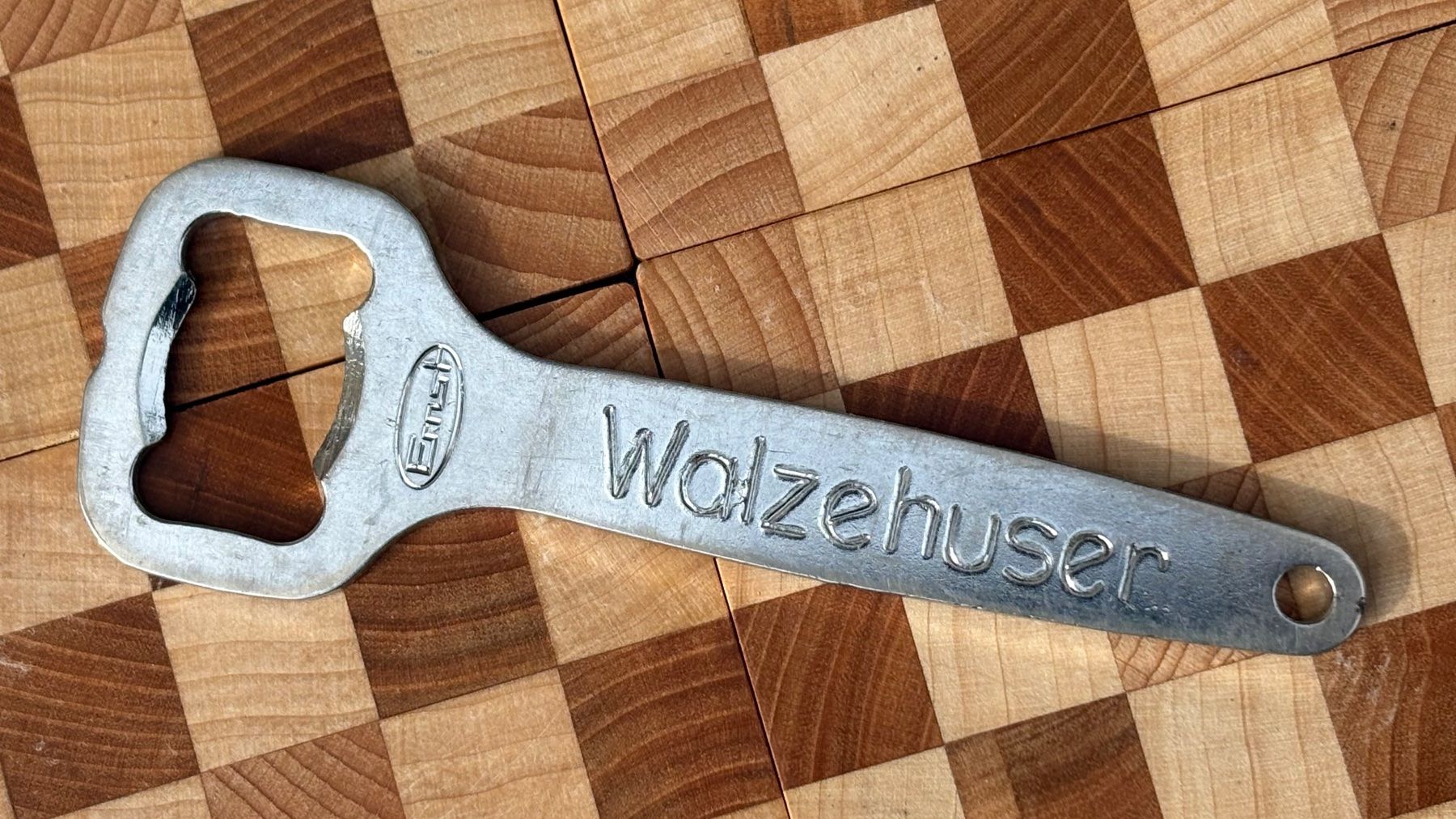 Elettrodomestici da cucina: Flaschenöffner WALZEHUSER – Usato da Wil SG venduto da rolandsflohland 1
