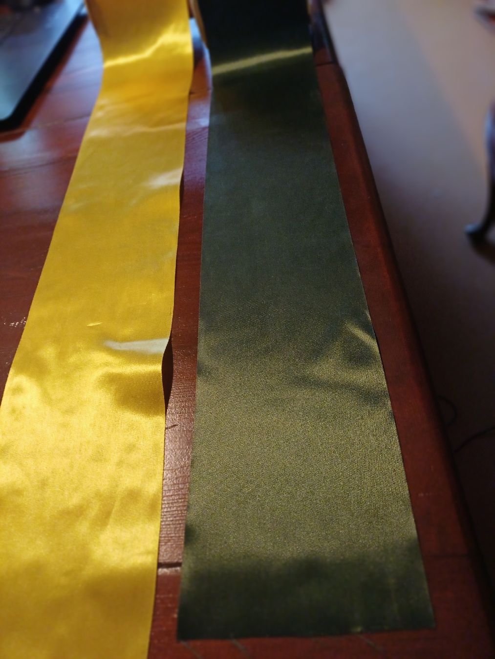 Nastri decorativi: 2 x Tischband auf Rolle – Nuovo (secondo la descrizione) da Gächliwil venduto da lesidees 1
