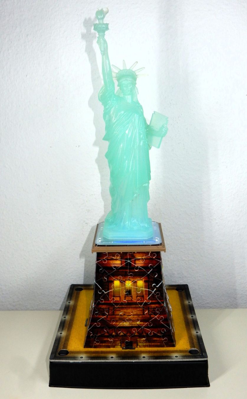 Ravensburger Puzzle: **Puzzle 3D Freiheitsstatue, leuchtend, ein Hingucker** – Usato da zürich venduto da Heidiho1 1