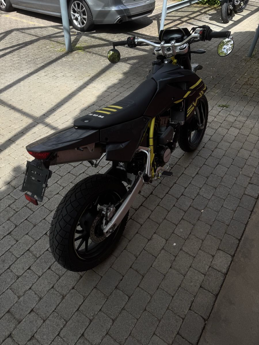 SWM Strada: SWM SM 125 R 2022 – Usato da Rickenbach b. Wil venduto da Jas_7k7r 2