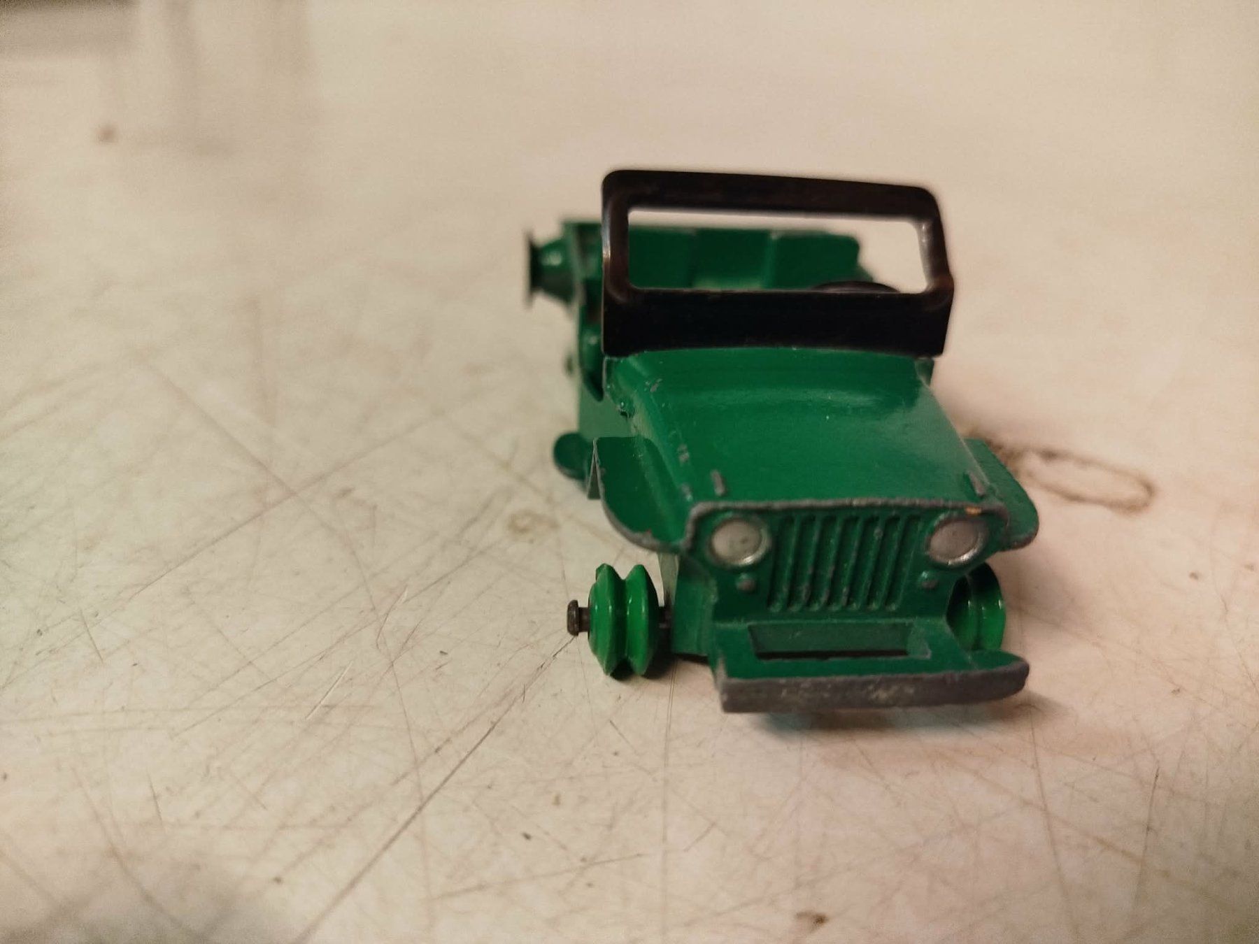 Dinky Toys Modellini d'auto: Dinky Toys Universal Jeep – Usato da La Chaux-de-Fonds venduto da Emmaus2300CDF