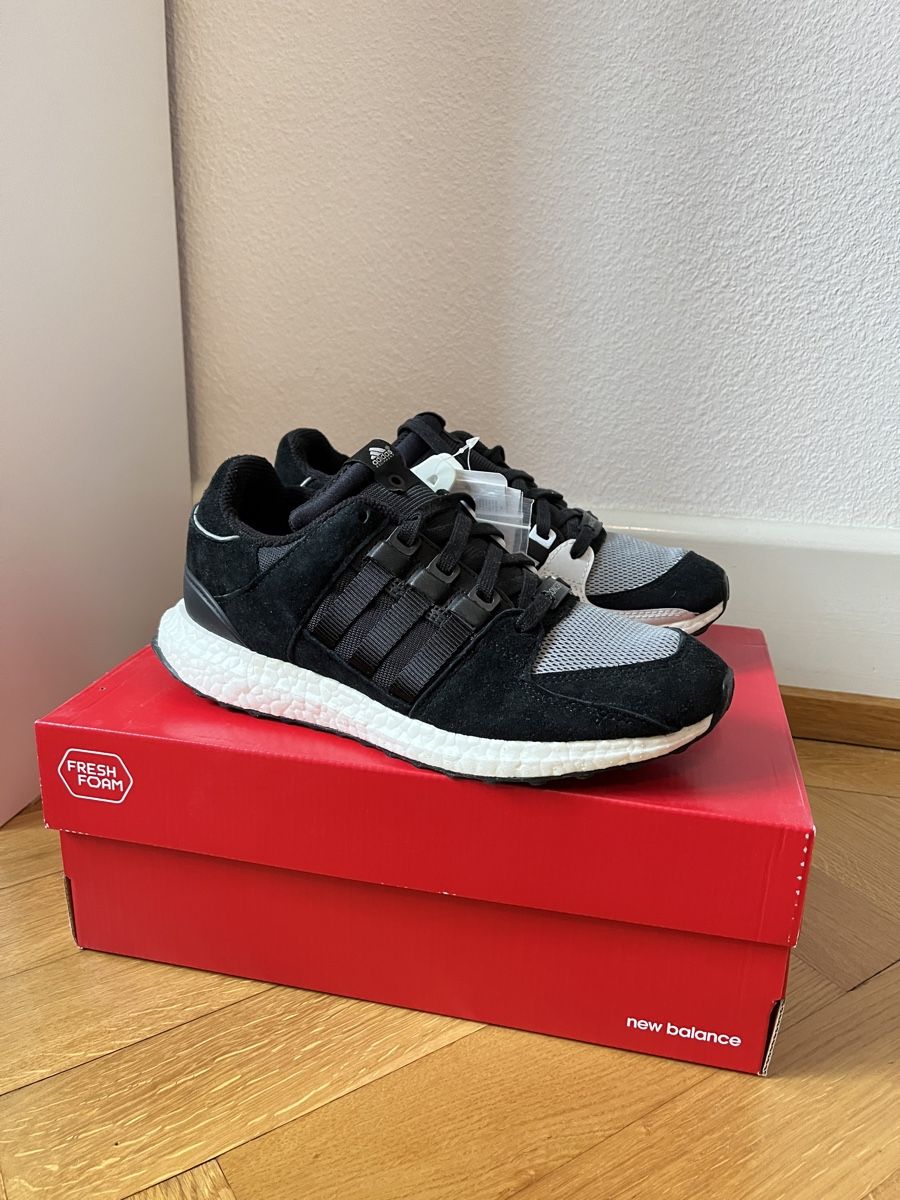 Herrenschuhe: Adidas Concepts x EQT Support 93/16 Black – Neu und originalverpackt aus Bevaix von Jeandasch
