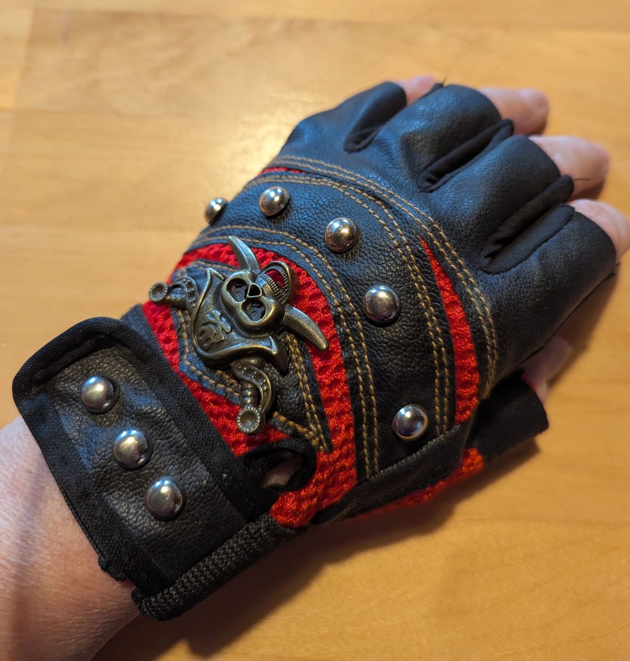 Guanti & manicotti: Halbfinger Biker-Handschuhe mit Totenkopf – Usato da Goldingen venduto da hafner-motos 1