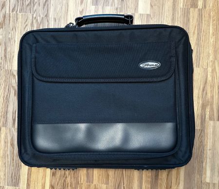 schwarze Laptoptasche Marke Targus