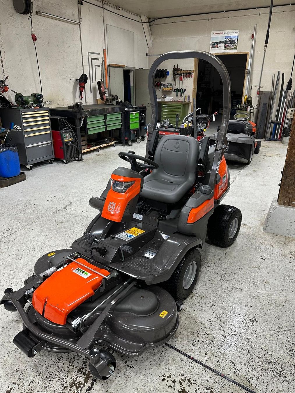 Husqvarna Tagliaerba: Husqvarna Rasentraktor P524X – Usato da Richterswil venduto da Silvad84 1