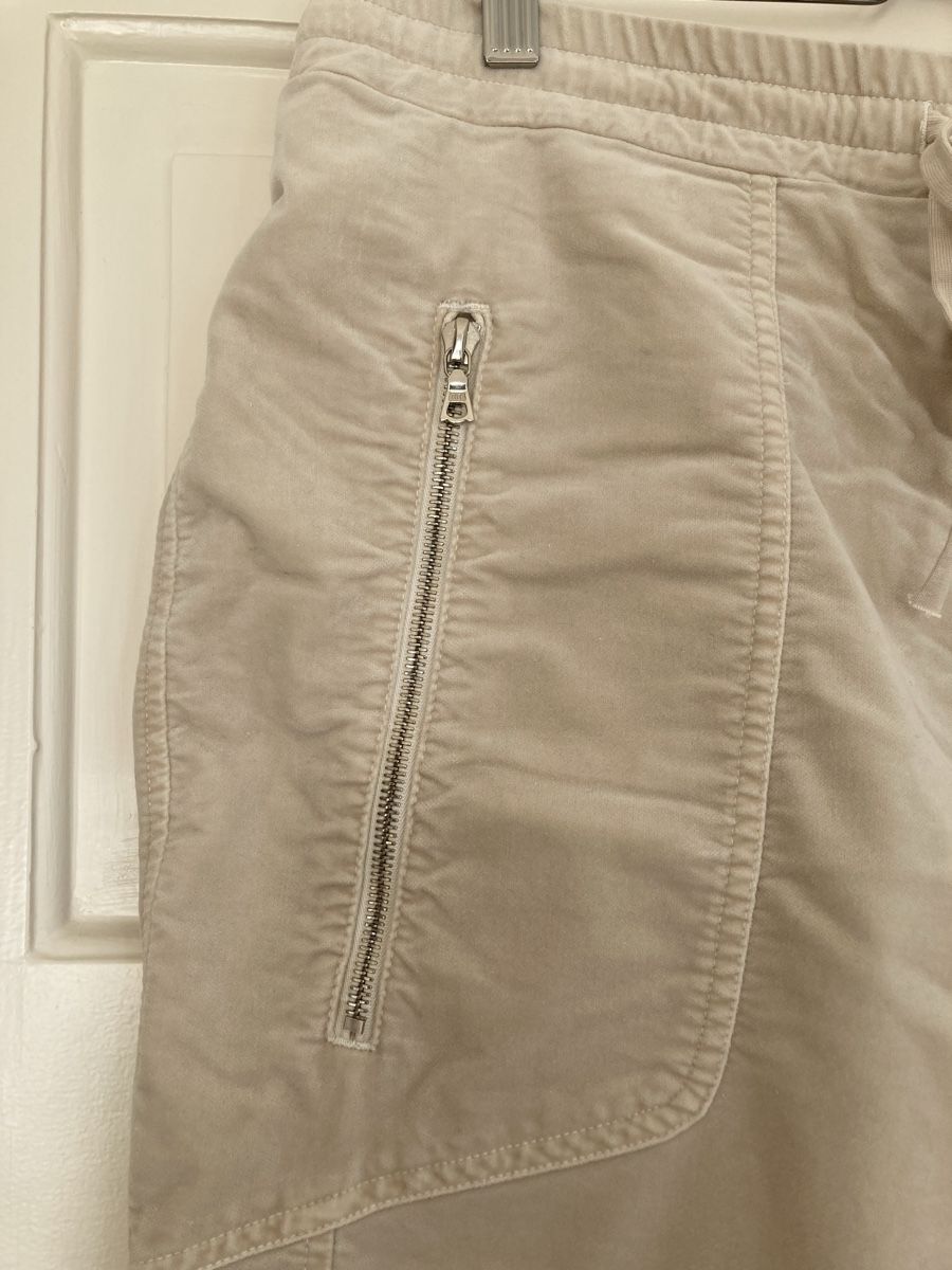 Cambio Pantaloni: Damenhose Cambio beige Samt 44 – Usato da Zürich venduto da Maki333 2