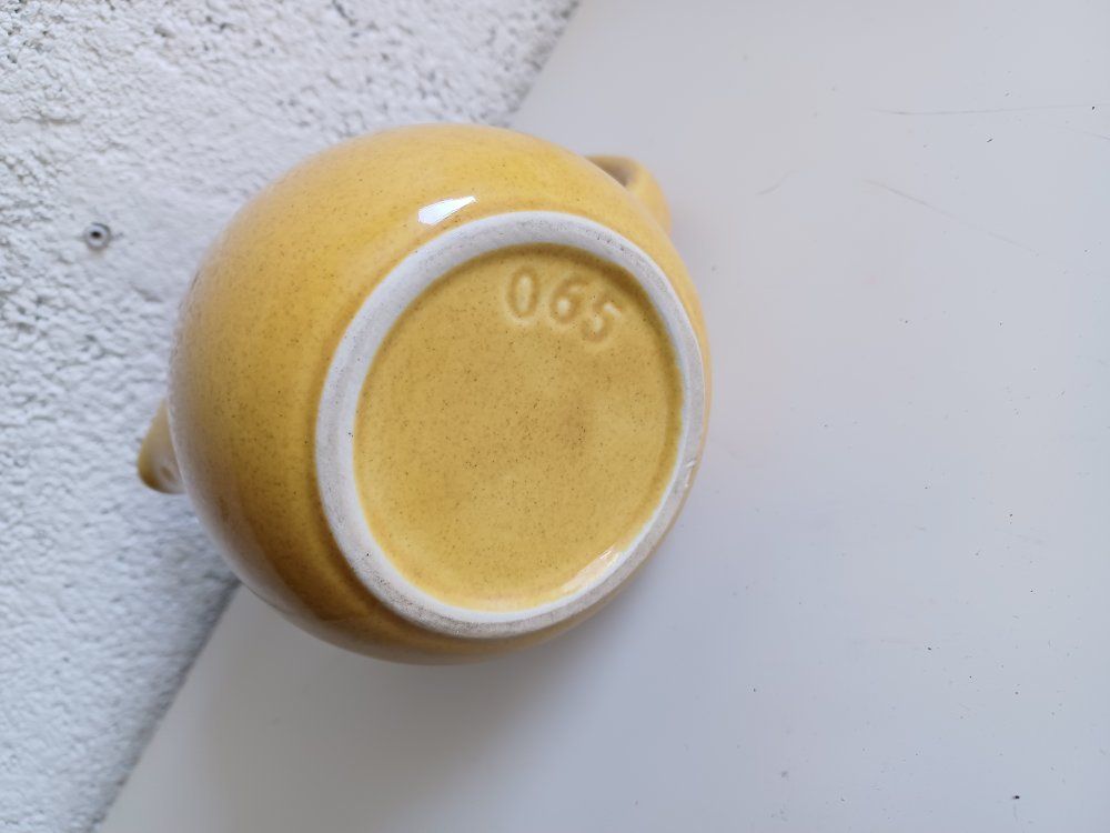 Rössler Caraffe: RÖSSLER Senfgelb Krug 0,65 Liter -C81 – Usato da Morges venduto da vimajes12 2