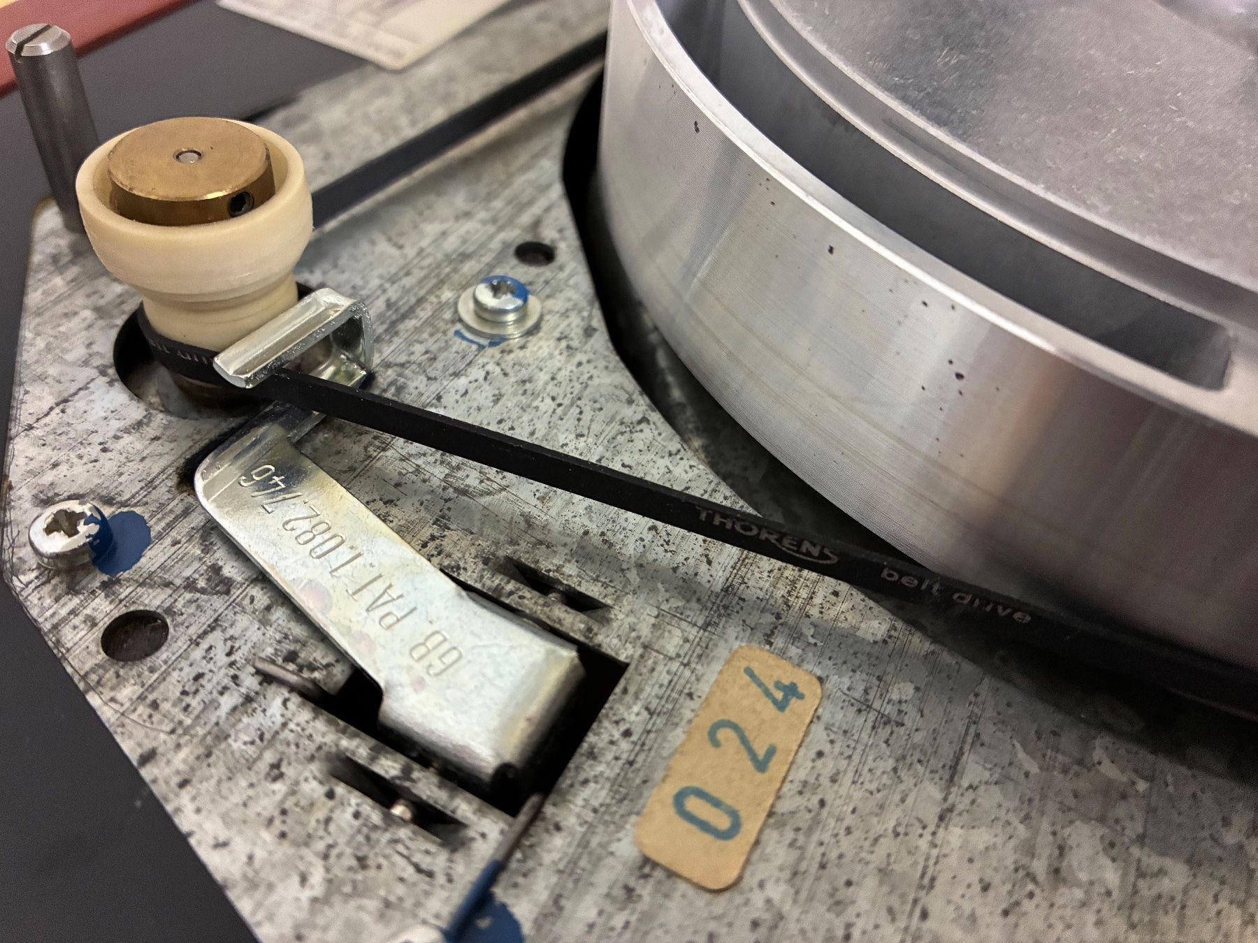 Thorens Giradischi: Selten & Wunderschönes Thorens TD 147, neu restauriert – Usato da Döttingen venduto da zha_xh2w 5