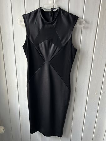 Kleid GUESS