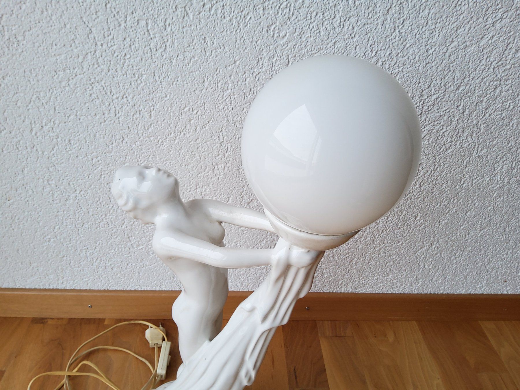 Lampen: Superbe lampe de table style Art Déco  – Gebraucht aus Malleray von Broc-Mo 5
