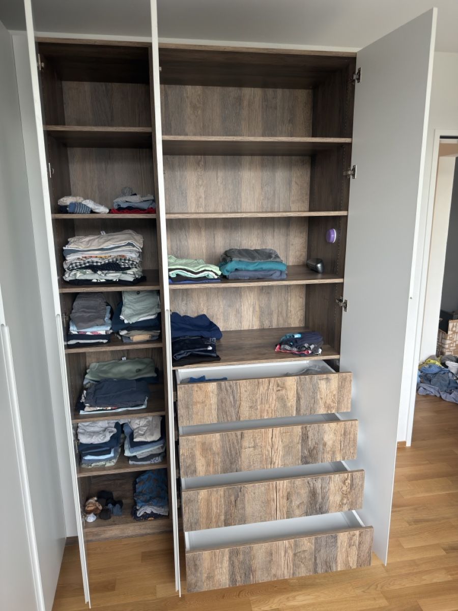 Armoires: Eckschrank weiss Holzoptik – D'occasion à Leibstadt par Maki724 2