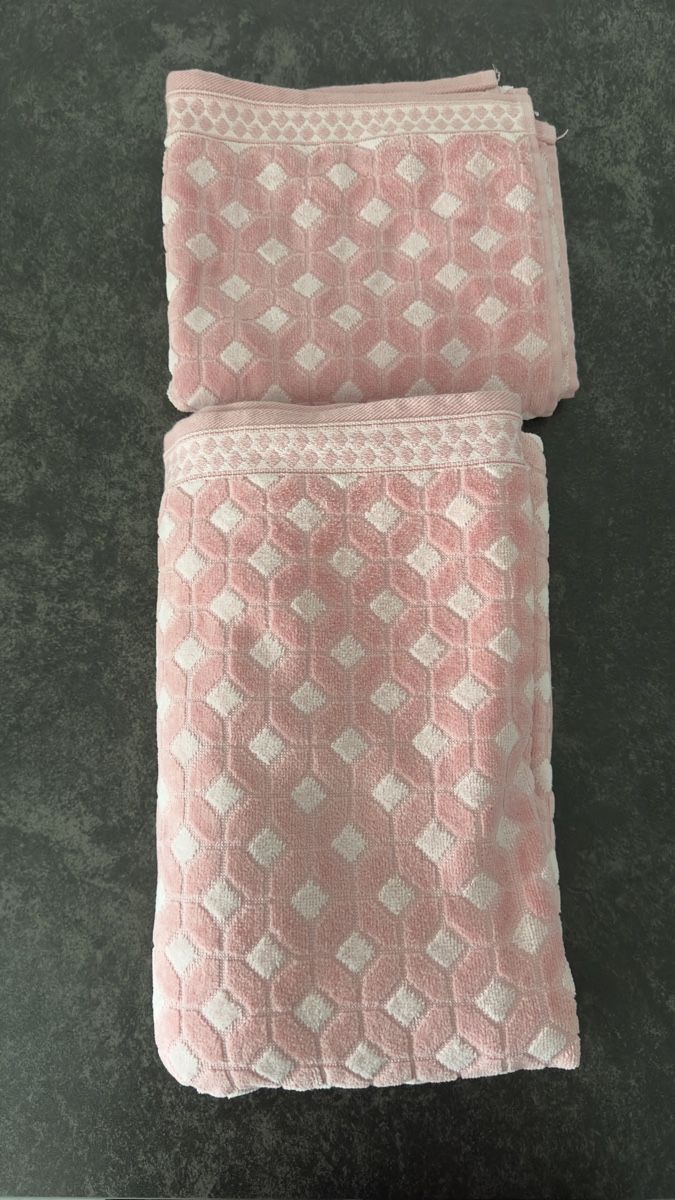 Teli da bagno: Handtuch & Badetuch als Set, neu  – Nuovo (secondo la descrizione) da Schaanwald venduto da gy_