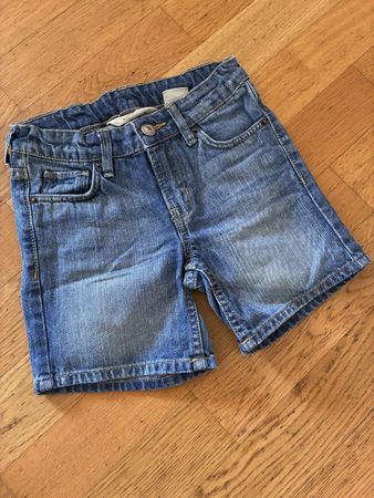 Schöne Shorts Gr. 110, H&M
