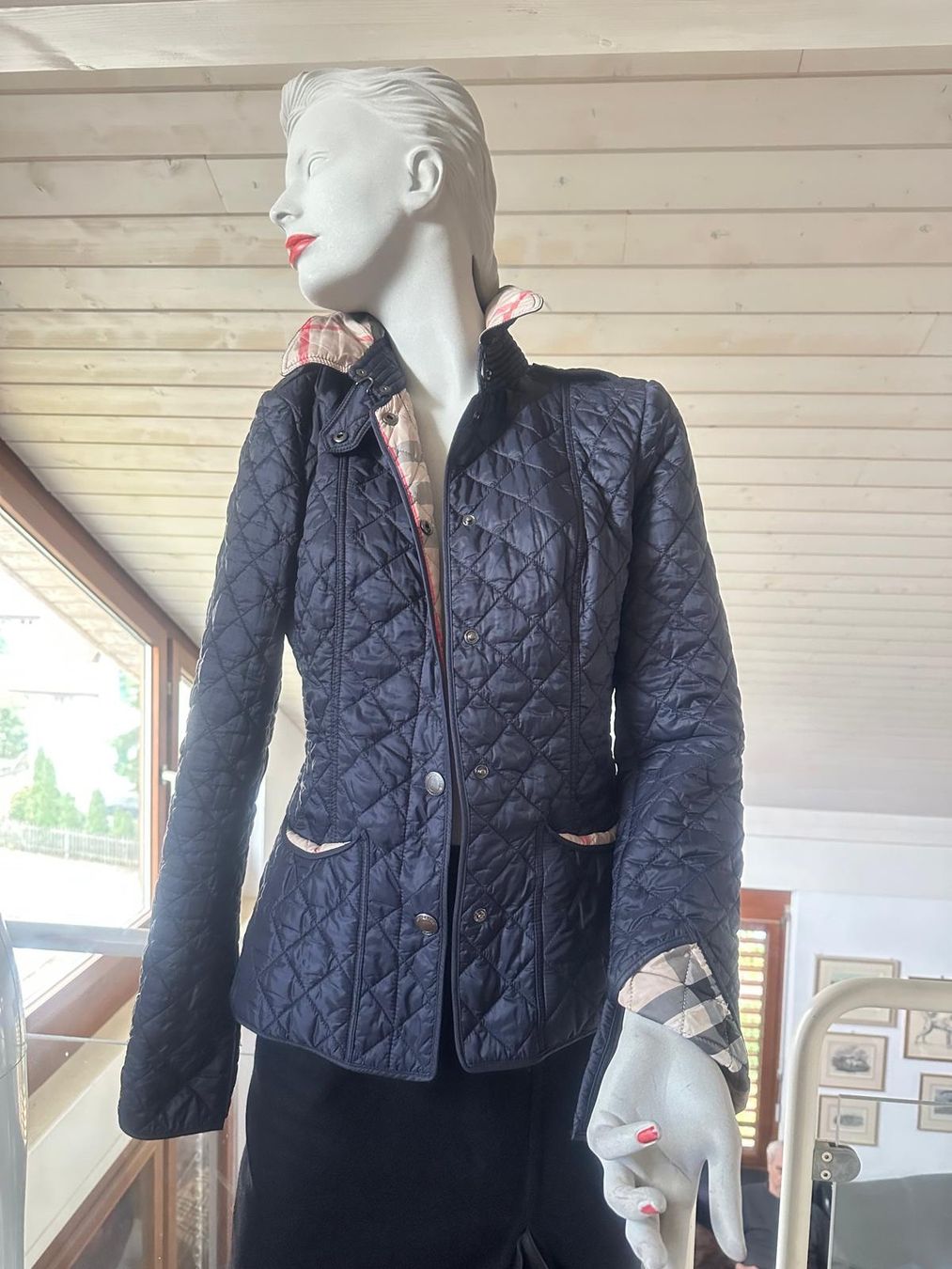 Burberry Giacche: Steppjacke von BURBERRY – Usato da Neuhausen venduto da Lechasseur
