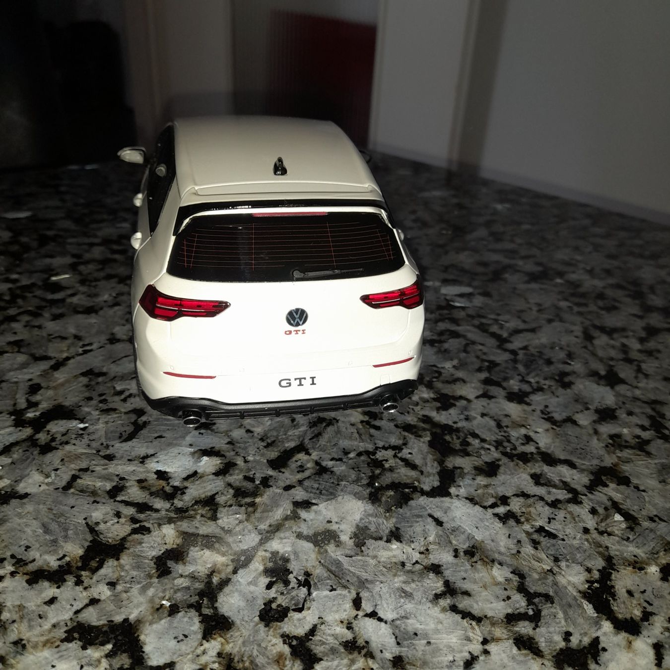 Otto Models Modellautos: Otto Golf 8 GTI 1/18 – Neu und originalverpackt aus Cham von vento9 1