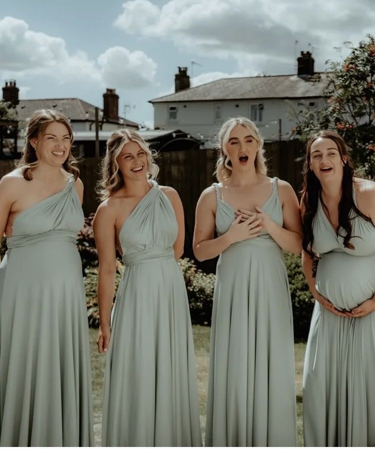 Vestiti: Infinity Dress Salbei – Nuovo (secondo la descrizione) da Bern venduto da leandrahrlr