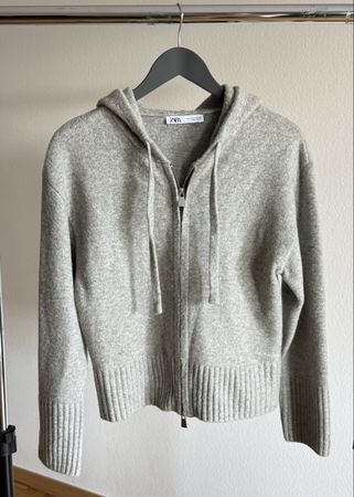 Zara Hoodie mit Reißverschluss