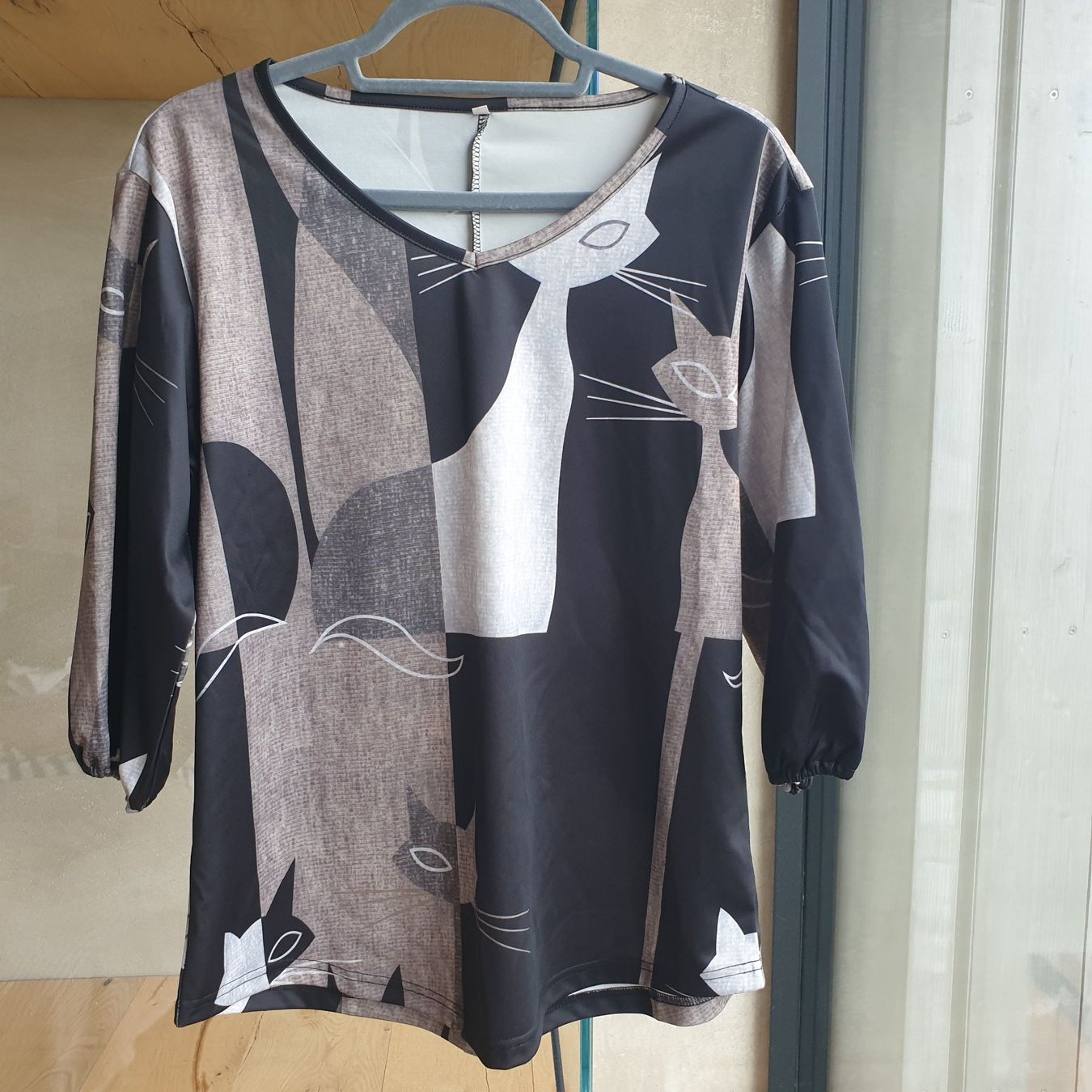 Blusen: 🐸 SATIN BLUSE KATZE M LUFTIG LEICHT TOP PULLOVER OBERTEIL – Neu (gemäss Beschreibung) aus Môtier (Vully) von Frogs 1