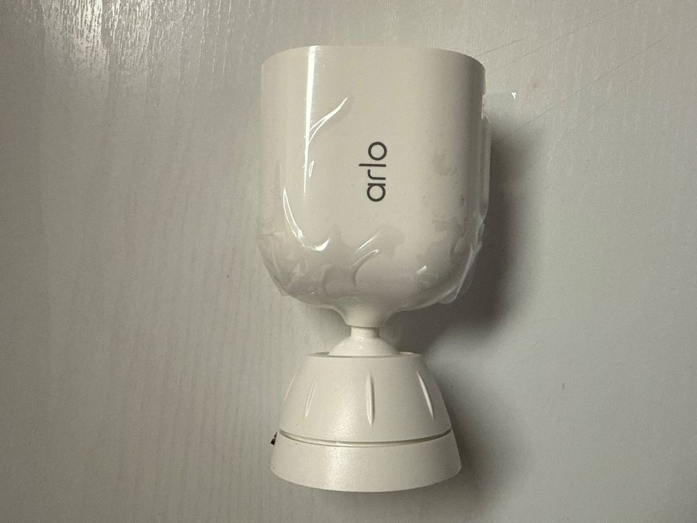 Arlo Supporti a parete: Arlo Total Security Halterung – Nuovo e nell'imballaggio originale da Zuchwil venduto da Beppe_25.3 1