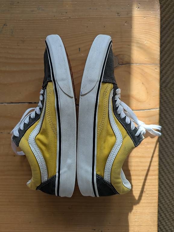 Scarpe da uomo: Vans jaunes et grises 42 – Usato da Villeret venduto da zouille9 2