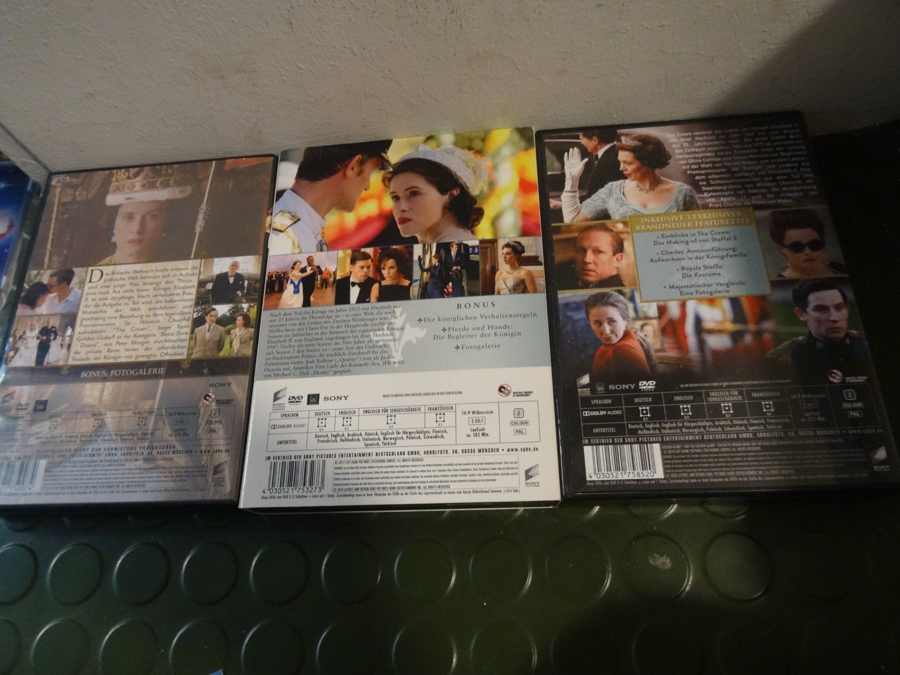 Tutti i DVDs: The Crown staffel 1-3 DVD – Usato da Olten venduto da Disc-Verkauf 1
