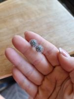 Ohrstecker Swarovski kugelförmig grau