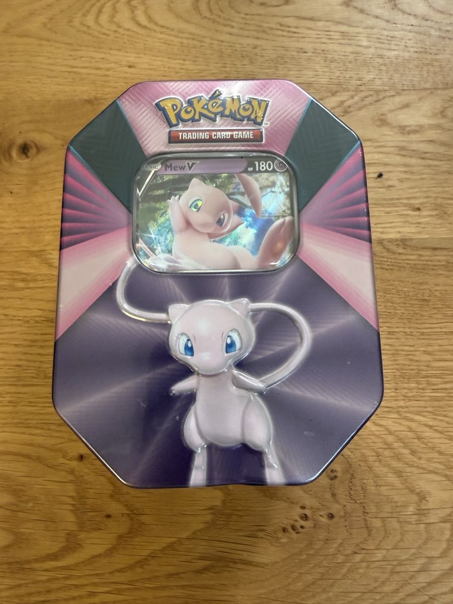 Pokémon Carte collezionabili: Pokemon Mew V Tin Box – Nuovo e nell'imballaggio originale da Münchringen venduto da Thisuruf
