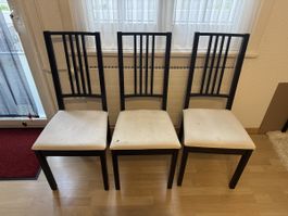 3 Ikea Stühle schwarz mit weissem Polster