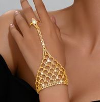 Modisches, elegantes und sexy Damenarmband mit Strasssteinen