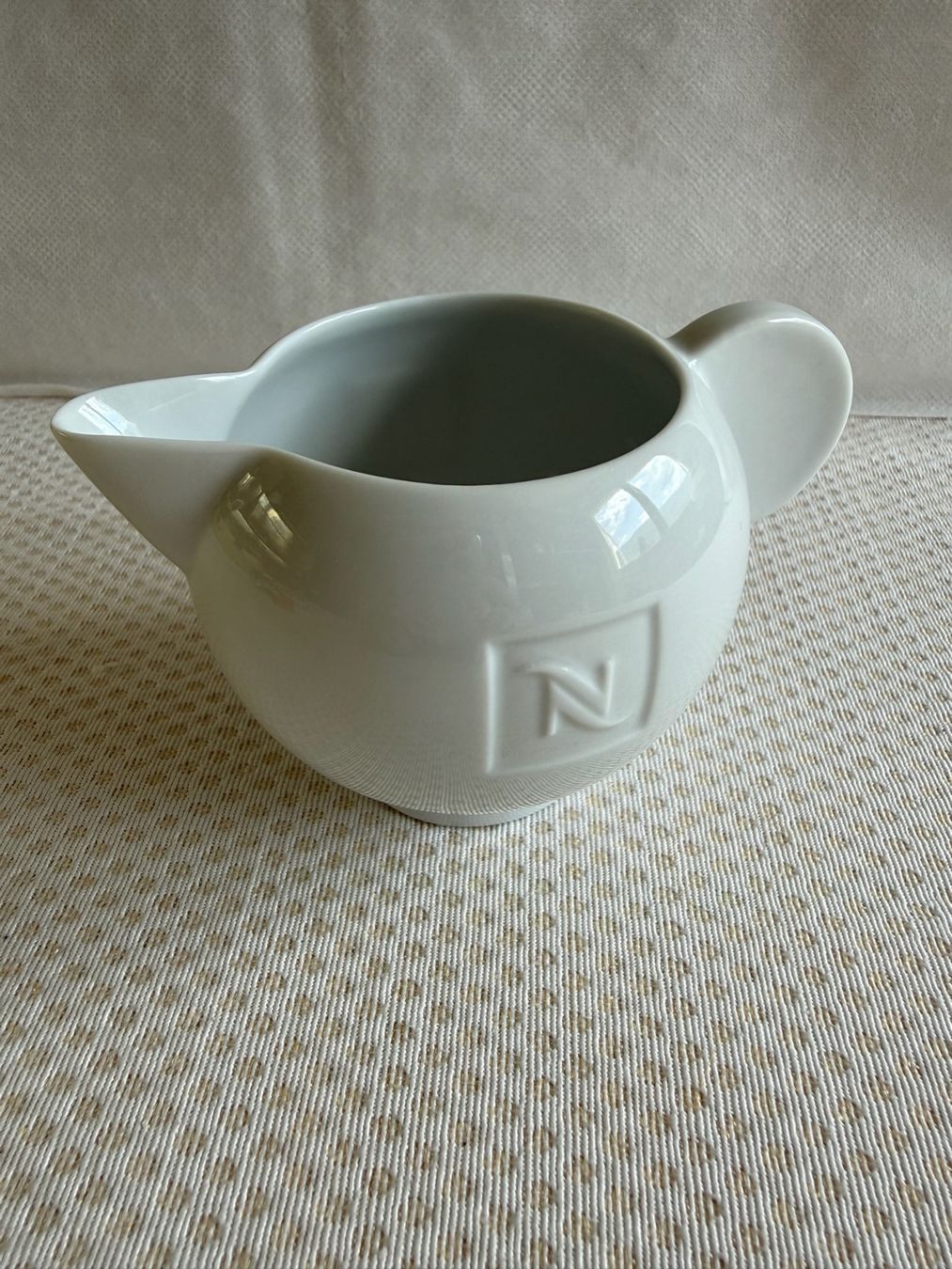 Nespresso Tazze: Nespresso - crémier – Usato da Sion venduto da accroshoes 1
