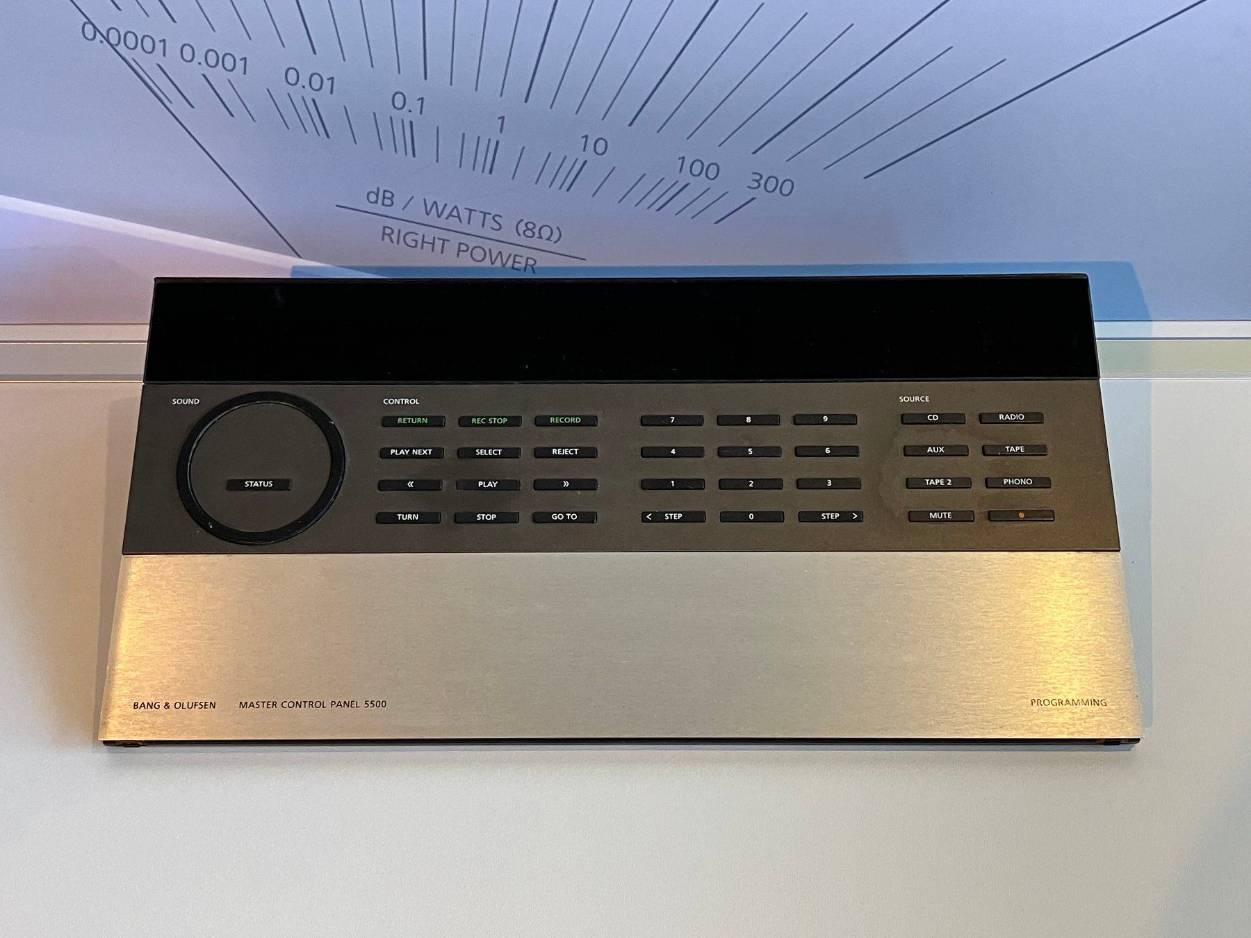 Bang & Olufsen Verstärker: Bang&Olufsen 3 éléments Ampli + Tape + Master Control 5500 – Gebraucht aus Delley von ogringo77 3