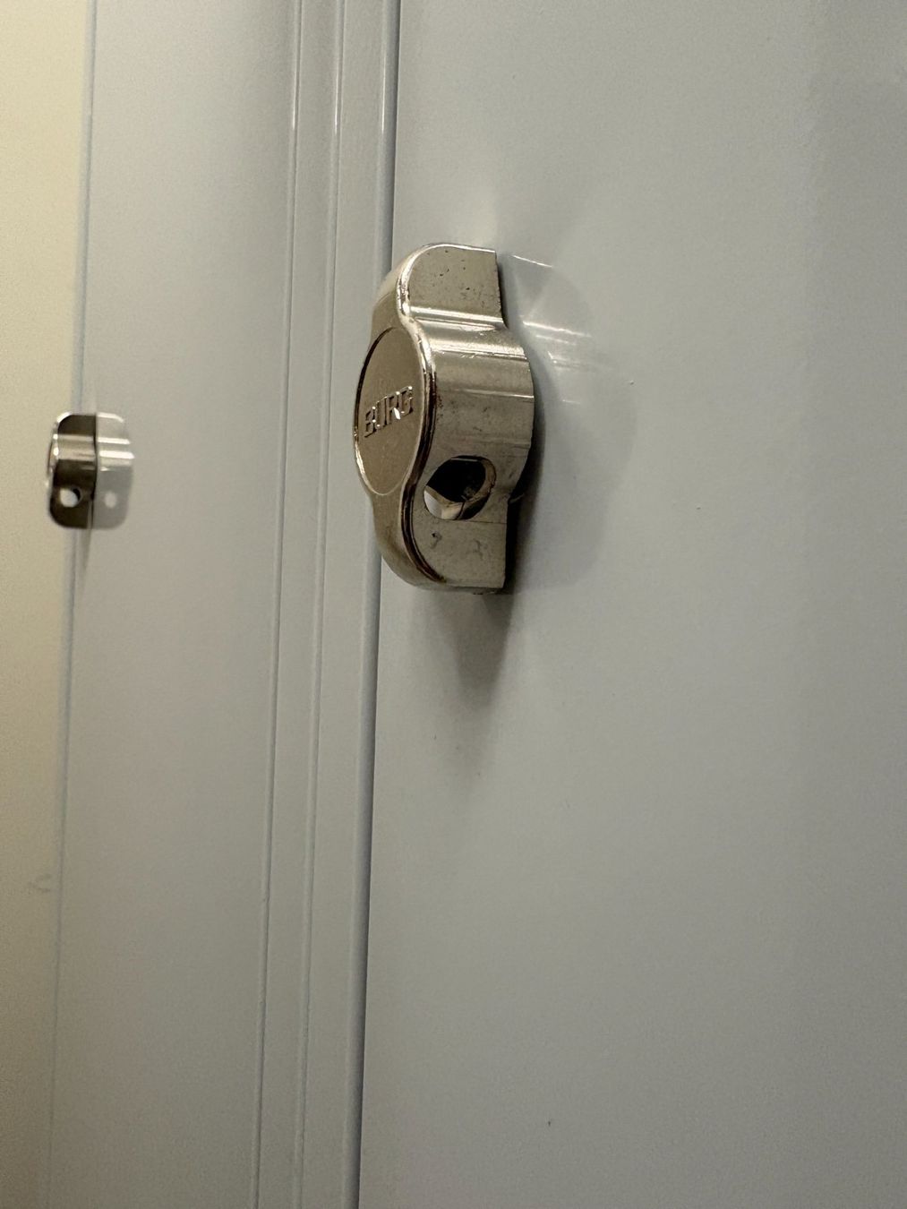 Porte manteau: Garderobenspinde Metall – D'occasion à Liestal par Previa3 2