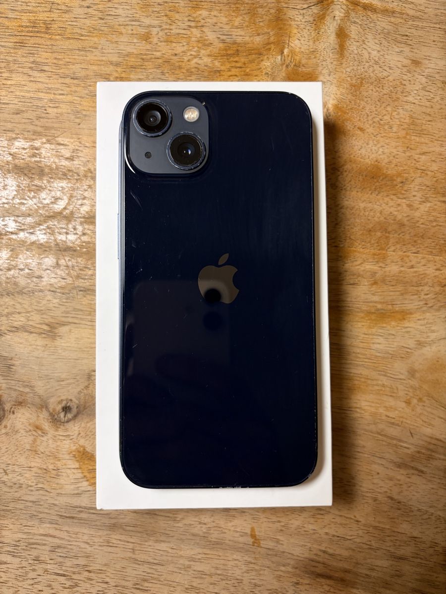Apple Telefoni cellulari / Smartphones: iPhone 13 256GB Midnight – Usato da Zürich venduto da juanoune 3