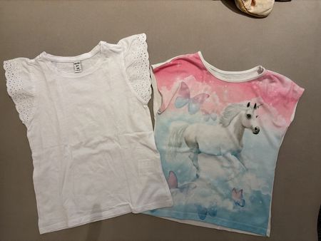 2 t Shirts 128