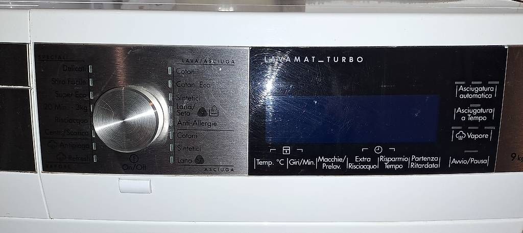 AEG Lavatrici: Machine a laver plus sèche linge _ 9kg – Usato da La Croix (Lutry) venduto da edo_n8wf 1