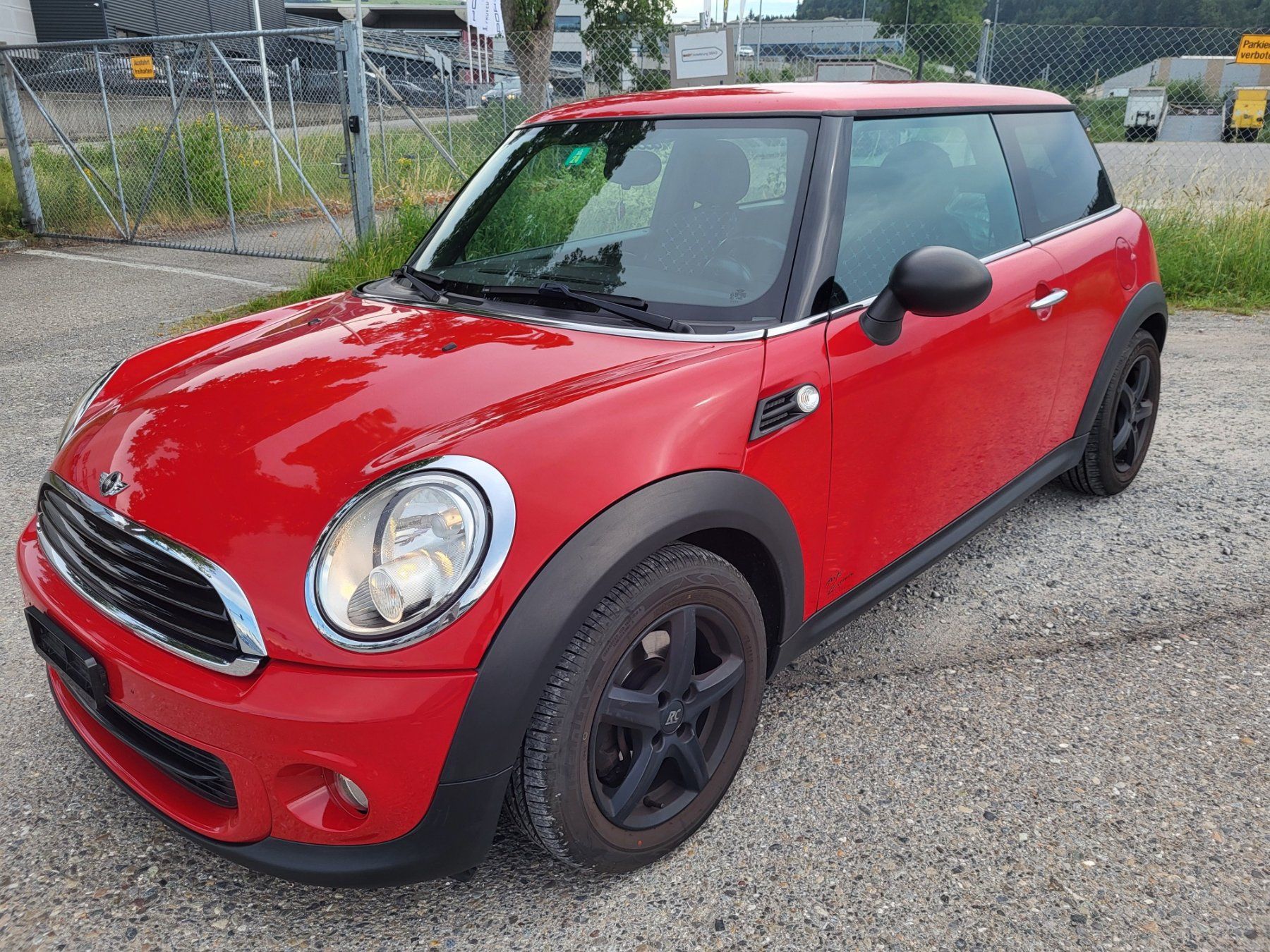Mini Autos: Mini Mini R56 1.6i One (DD) – D'occasion à St. Gallen par CityAuktion