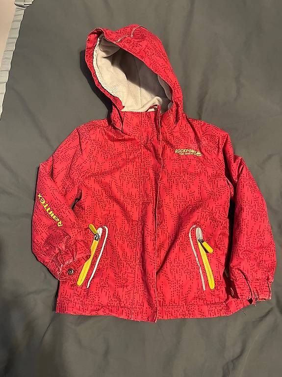 Giacche & Cappotti: Veste hiver fille taille 104 – Usato da Cugy FR venduto da mcm_c89l